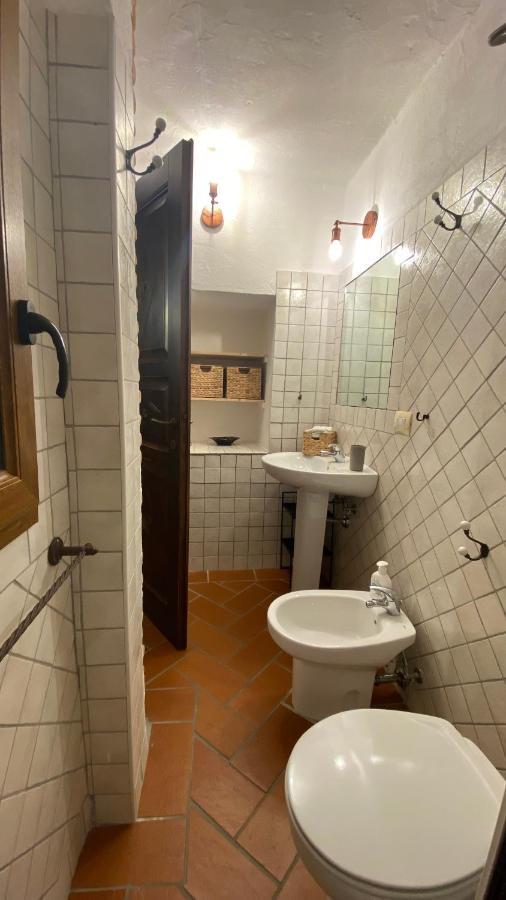 Вилла Casa Raimondo Орозеи Экстерьер фото
