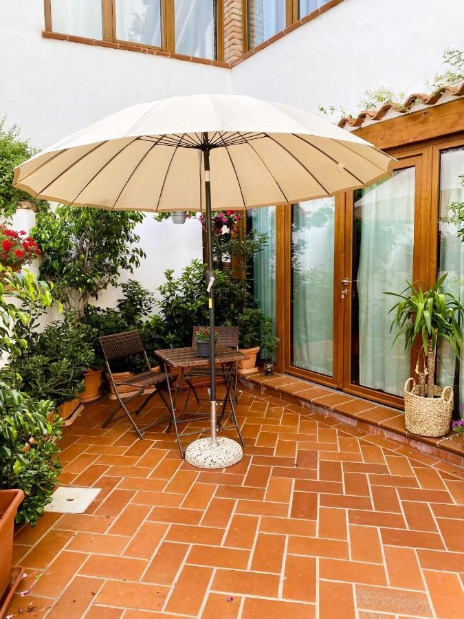 Вилла Casa Raimondo Орозеи Экстерьер фото